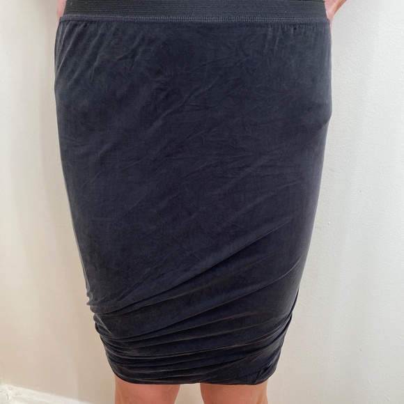 Calvin Klein Ruched Cupro Skirt Gray Charcoal Bodycon - Size S - Picture 6 of 8